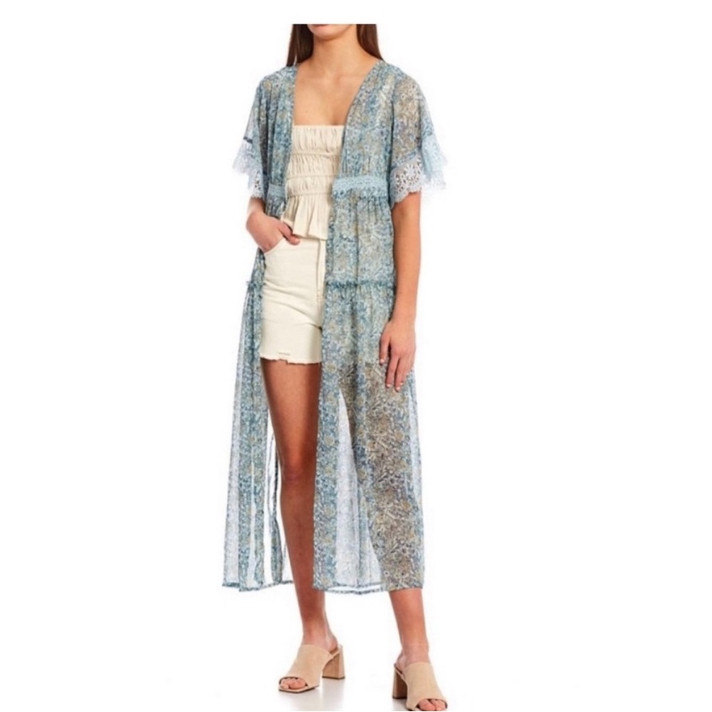 Chelsea and Violet Sheer Bohemian Kimono